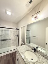 3921 Bird Song Way in Jeffersonville, IN - Building Photo