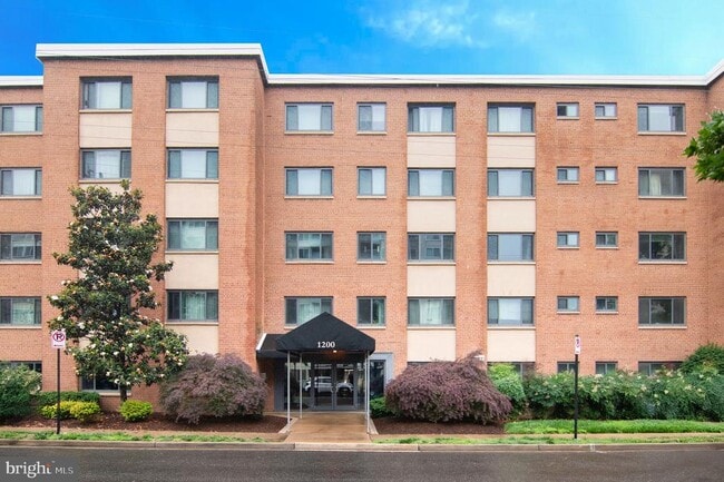 property at 1200 S Arlington Ridge Rd