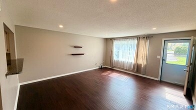 73 Joiners Rd in Rocky Hill, CT - Building Photo - Building Photo