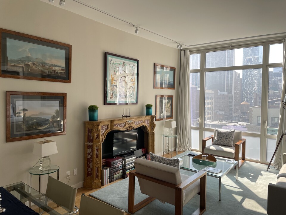 325 5th Ave, Unit 23B in New York, NY - Building Photo