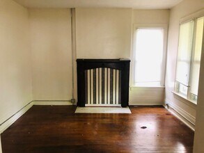 2005 Summit St in Columbus, OH - Building Photo - Building Photo