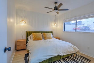 Azulina Gardens in Austin, TX - Building Photo - Interior Photo