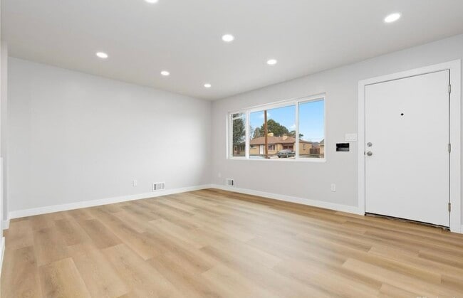 1436 S Yates St in Denver, CO - Building Photo - Building Photo