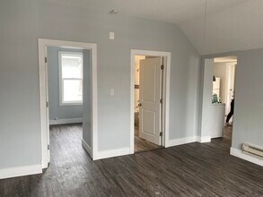 2400 N Emerson Ave in Minneapolis, MN - Building Photo - Building Photo