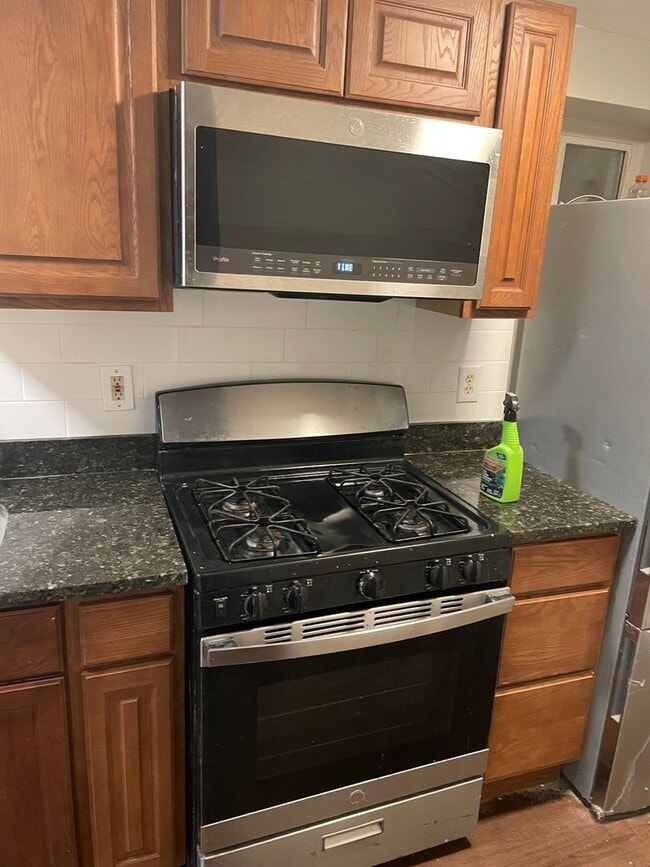 17 Grand St in Poughkeepsie, NY - Building Photo - Building Photo