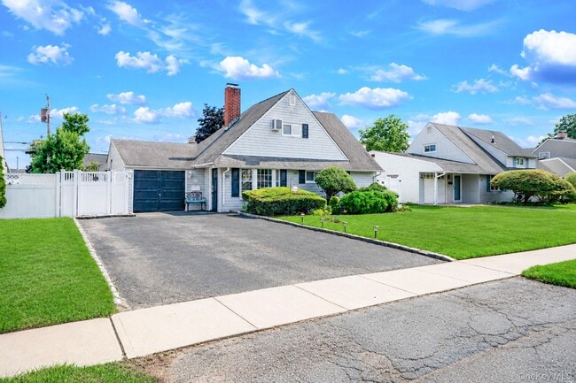 property at 90 Twin Ln N
