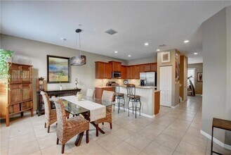 256 SW 6th Ct in Pompano Beach, FL - Foto de edificio - Building Photo