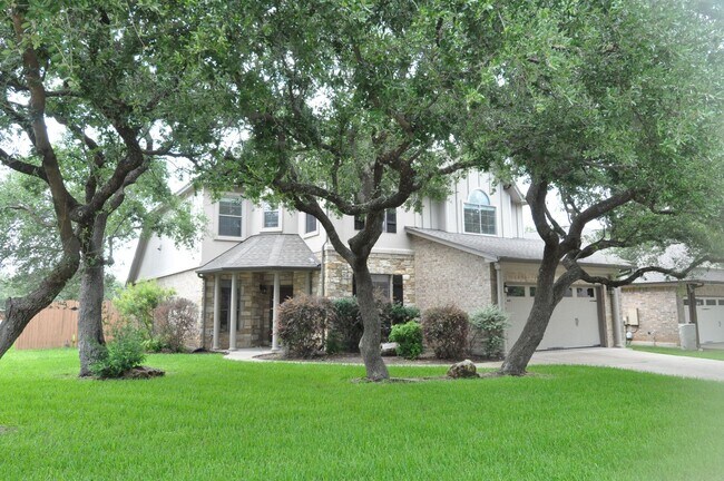 property at 3323 Pine Needle Cir
