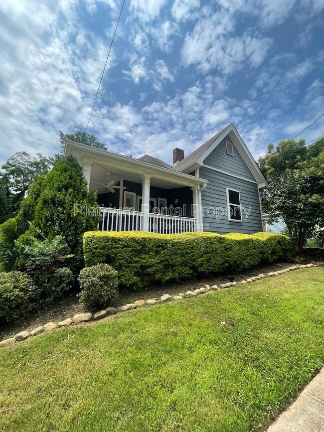 property at 149 Dahlgren St SE