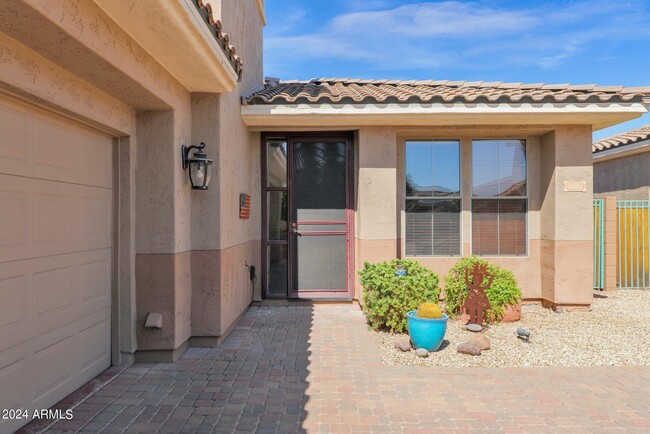 13620 W Cypress St in Goodyear, AZ - Building Photo - Building Photo