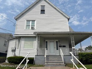 1240 Watson St, Unit 1 in Scranton, PA - Building Photo - Building Photo