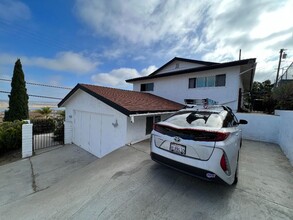 1005 La Mesa Ave in Spring Valley, CA - Building Photo - Building Photo