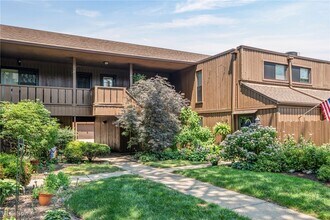 33803 Electric Blvd in Avon Lake, OH - Building Photo - Building Photo