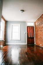 1121 W Maple St in Allentown, PA - Building Photo - Building Photo