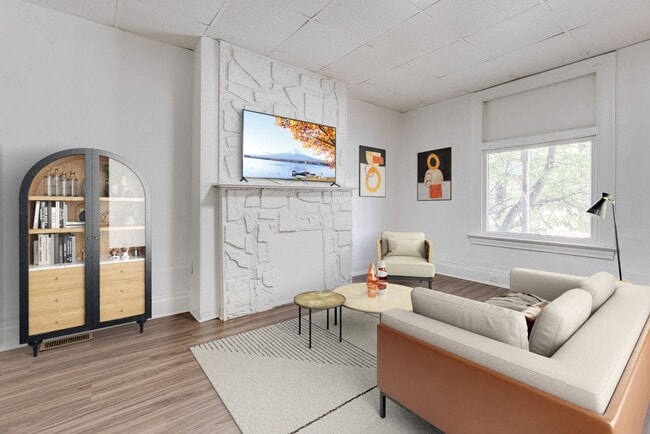 property at 112 Tecumseh St