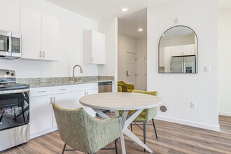 Parkside Flats in Fairfield, CA - Foto de edificio - Interior Photo