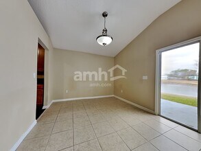 81 Marisco Way in Jacksonville, FL - Foto de edificio - Building Photo