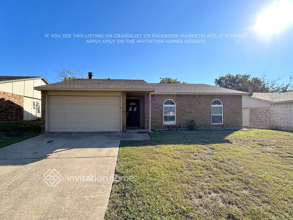 10214 Deer Hollow Dr in Dallas, TX - Building Photo