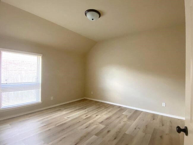 property at 4226 Ponderosa Hills Ln