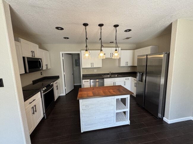 property at 5534 Kensington Run