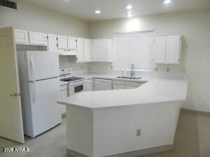 15025 W Yosemite Dr in Sun City West, AZ - Building Photo - Building Photo