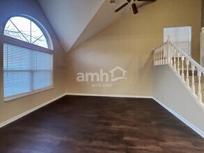 10604 Magenta Dr in Noblesville, IN - Building Photo - Building Photo