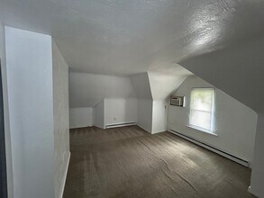 120 S Graham St in Pittsburgh, PA - Building Photo - Building Photo