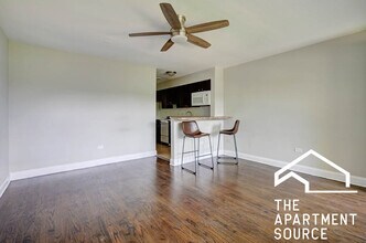 1735 W Bryn Mawr Ave, Unit 10 in Chicago, IL - Foto de edificio - Building Photo