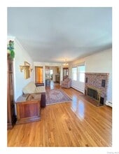 35 Indiana Ave in Long Beach, NY - Building Photo - Building Photo