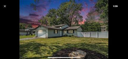 6192 Jaycox Rd in North Ridgeville, OH - Foto de edificio - Building Photo