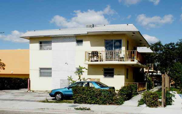 453 SW 7th St in Miami, FL - Building Photo - Building Photo