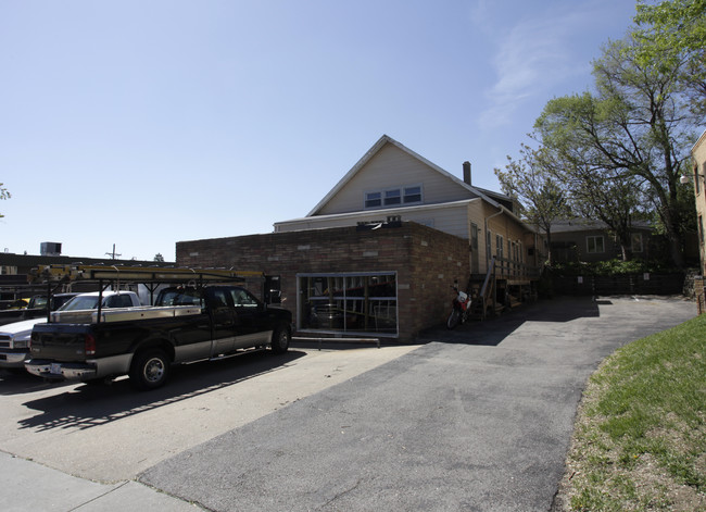 804 S 50th Ave in Omaha, NE - Foto de edificio - Building Photo