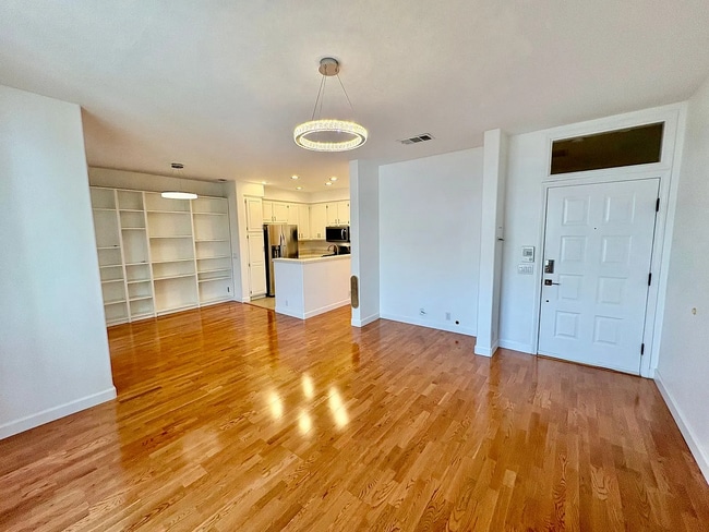 445 Milan Dr in San Jose, CA - Building Photo - Building Photo