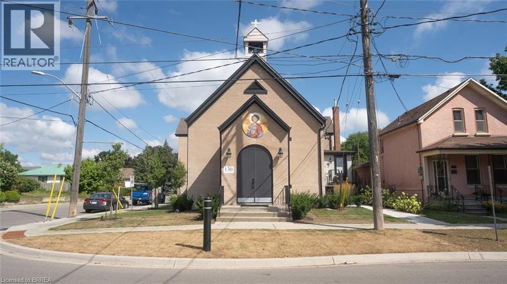 130 Elgin St in Brantford, ON - Building Photo