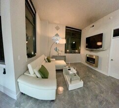 2000 Clarendon Blvd in Arlington, VA - Building Photo - Building Photo