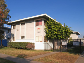 1821 W Gramercy Ave in Anaheim, CA - Building Photo - Building Photo