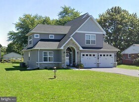 13046 Monterey Ln in Blue Ridge Summit, PA - Building Photo