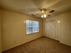 204 Meadowbrook Ln in Jacksonville, NC - Building Photo - Building Photo