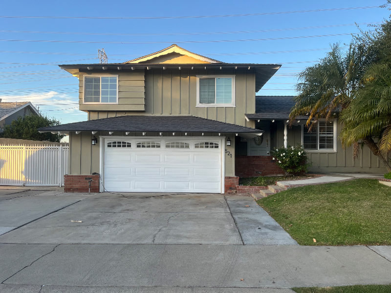 521 E Trenton Ave in Orange, CA - Building Photo