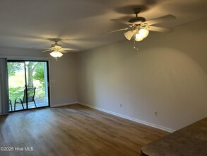 3604 St Johns Ct in Wilmington, NC - Foto de edificio - Building Photo