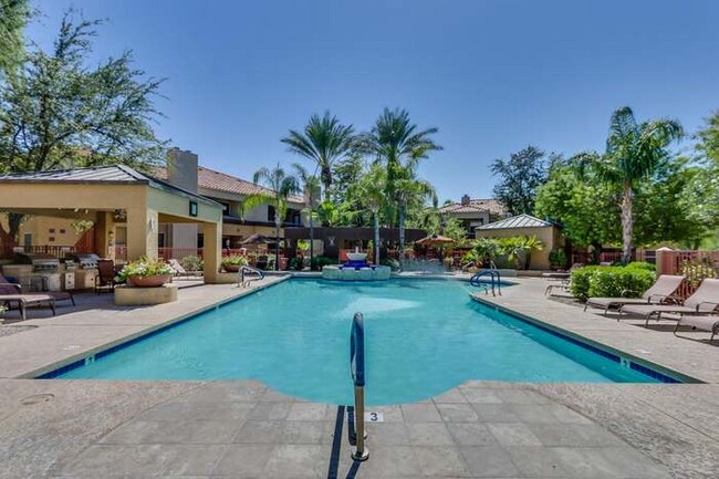 11375 E Sahuaro Dr in Scottsdale, AZ - Building Photo - Building Photo