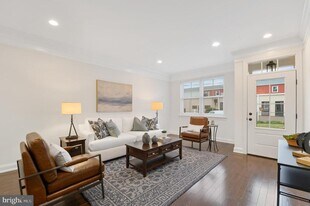 309 S Adams St in West Chester, PA - Building Photo