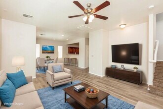 9191 Grand Sunburst Ct in Las Vegas, NV - Building Photo - Building Photo