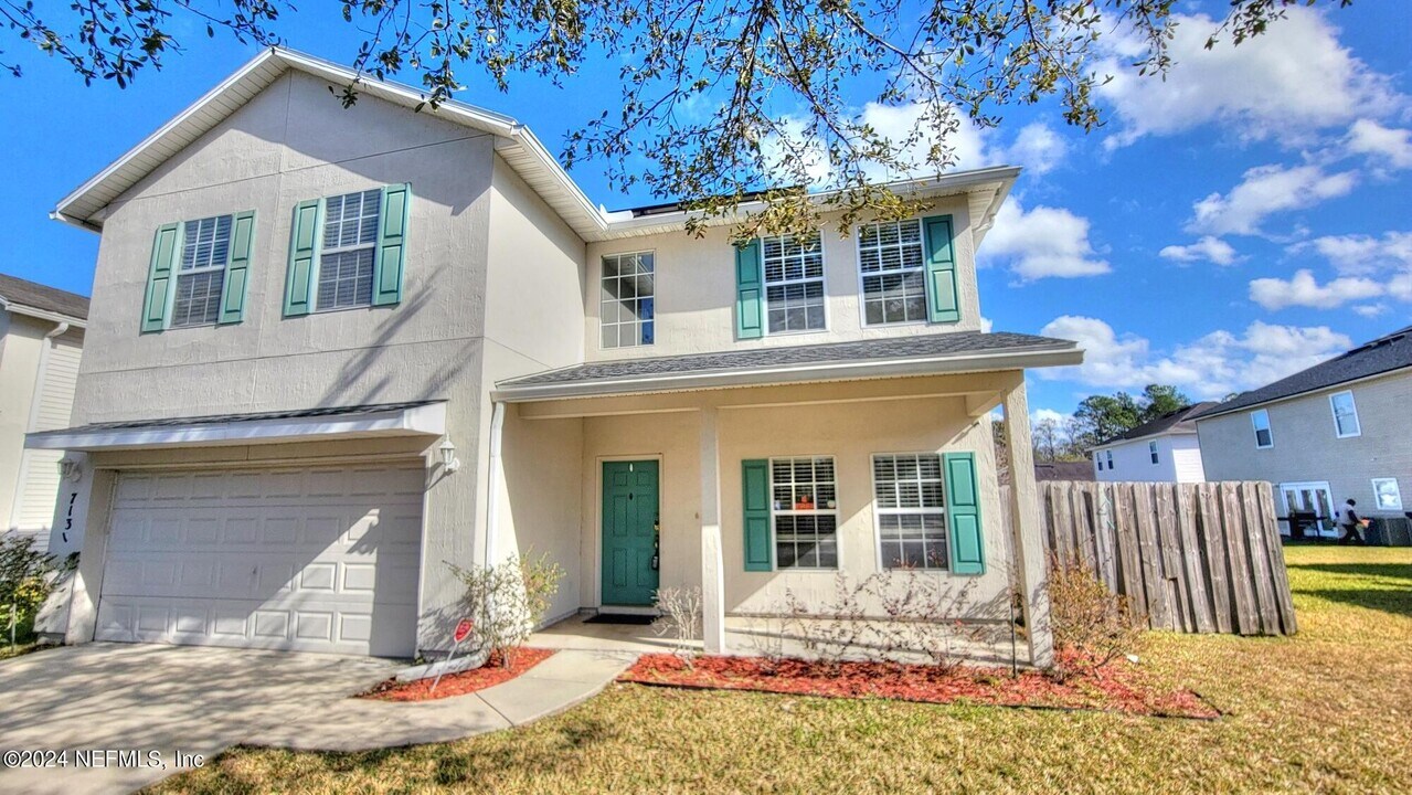 7131 Rampart Ridge Cir W in Jacksonville, FL - Building Photo