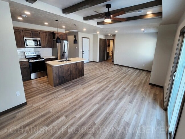 1505 Neil Ave in Dell Rapids, SD - Building Photo - Building Photo