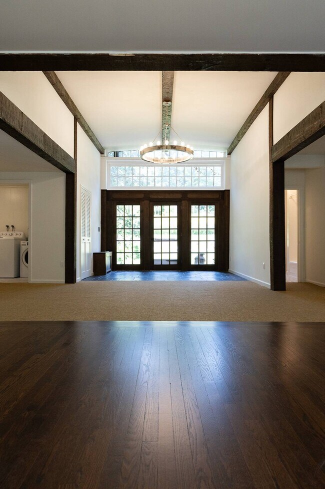 property at 1110 Hardscrabble Rd