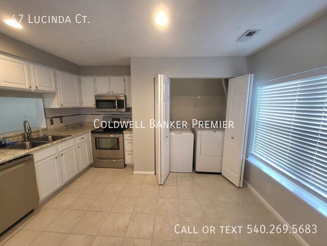 47 Lucinda Ct in Hampton, VA - Building Photo - Building Photo