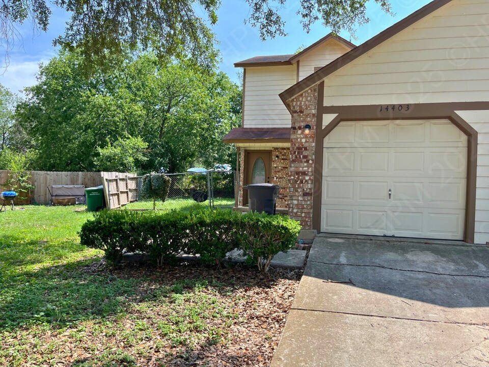 14403 Woods Hole Dr in San Antonio, TX - Building Photo