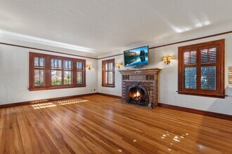 1231 S Arlington Ave in Reno, NV - Building Photo - Building Photo