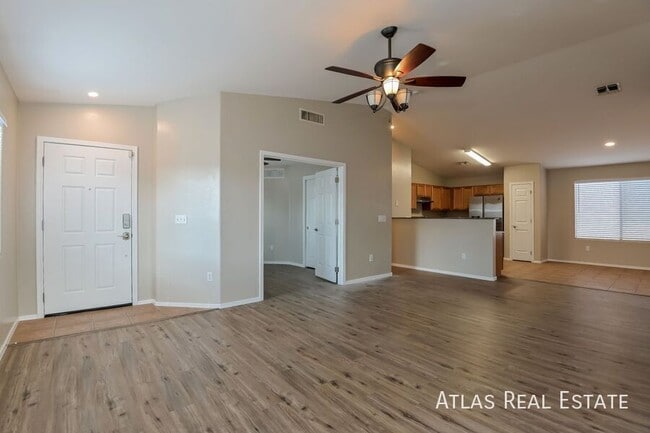 12878 E Red Iron Trail in Vail, AZ - Building Photo - Building Photo